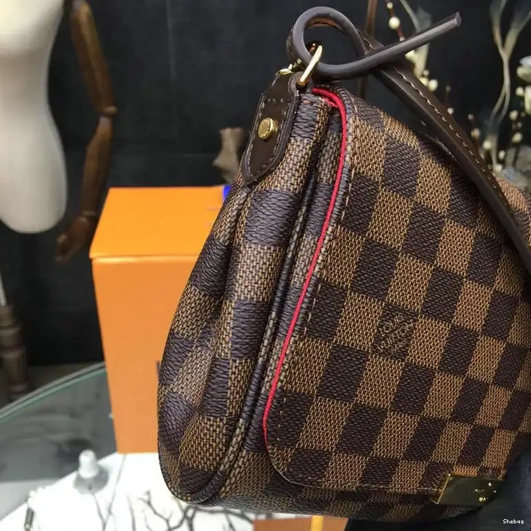 LV Bags 19T1L0035 0527
